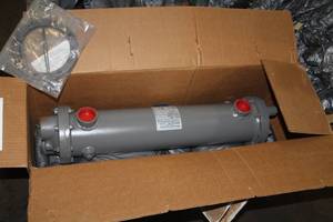 lot 977 image: Standard Xchange Heat Exchanger (New In Box )