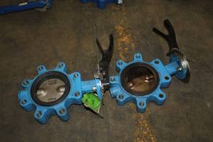 lot 980 image: Lot of (2) 4 Butterfly Valves