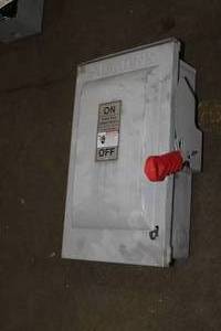lot 1024 image: Heavy Duty 60A Safety Switch