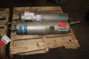 lot 1020 image: Lot of (2) AESSeal Coldwell Thermal Syphon Vessels SSE25
