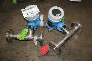 lot 1052 image: Lot of (2) Flow Meters