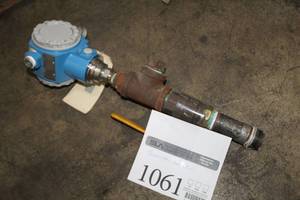 lot 1061 image: Transmitter and Ball Valve