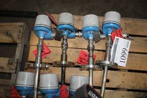lot 1099 image: Lot of (4) Temperature Transmitters