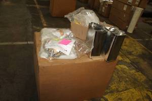 lot 1221 image: 1-Gallon Sample Kits