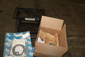 lot 1232 image: Pump Rebuilt Kit and Seal Kit