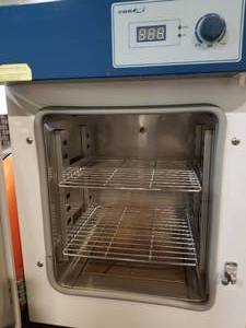 lot 1300 image: VWR International 414004-556 Gravity Convection Oven