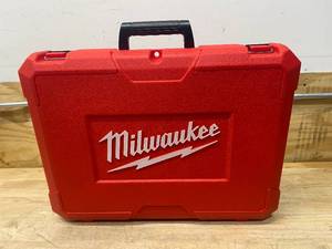 MILWAUKEE M12 12-Volt Lithium-Ion Cordless HammerVac Universal Dust Extractor with Case (Tool Only)