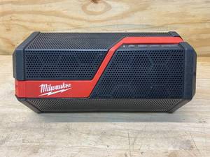 MILWAUKEE M18M12 Lithium-Ion Cordless Wireless Jobsite Speaker (Tool Only)