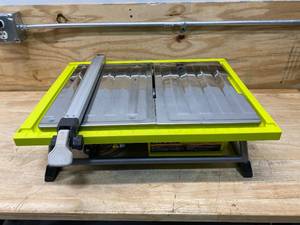 RYOBI 7 in. 4.8 Amp Tabletop Tile Saw