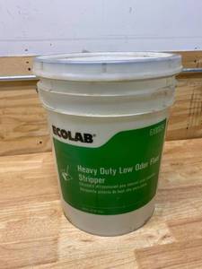 ECOLAB 6100034 Heavy Duty Low Odor Floor Stripper, 5 Gal