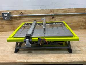 RYOBI 7 in. 4.8 Amp Tabletop Tile Saw