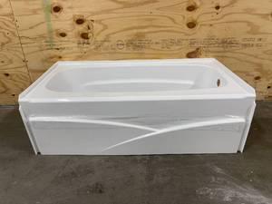 DELTA Laurel 59.875-in W x 32-in L High Gloss White Acrylic Oval Right Drain Alcove Soaking Bathtub