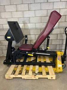 lot 9 image: WOWOW MSRP $6000 NAUTILUS NITRO PLUS PROFESSIONAL GYM PT REHAB THERAPY LEG PRESS - EXCELLENT WORKING CONDITION - 1ST PIC STOCK PHOTO - ACTUAL ITEM IS IN 2 PIECES ON PALLETS - DONT MISS OUT ON THIS ONE 