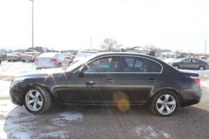 lot 6 image: 2008 BMW 5-Series 528i