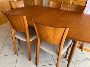 lot 1 image: Danish Teak Holstebro Mbelfabrik Dining Room Table & Six Chairs