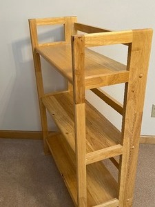 lot 50 image: Foldable Bookshelf
