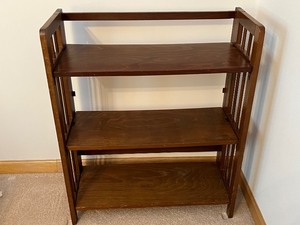 lot 42 image: Foldable Bookshelf