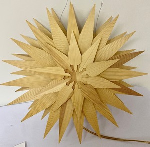 lot 74 image: Kron Lume Scandinavian Lighting Wooden Star Welcome Light