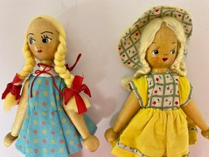 lot 97 image: Two Adorable Vintage Polish Dolls