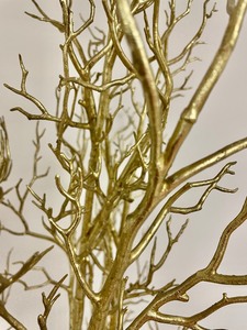 lot 111 image: Gorgeous Golden Decorative Tree
