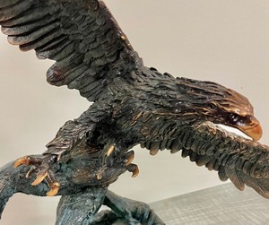 lot 153 image: Resin Eagle Sculpture