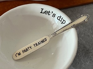 lot 124 image: Fun Entertaining Items