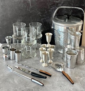 lot 117 image: Fun Vintage Barware including a Fun Hammered Aluminum Ice Bucket