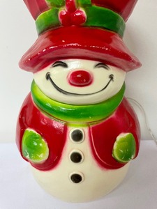 lot 309 image: Vintage Illuminating Blow Mold Snowman