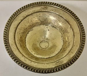 lot 306 image: Vintage Sterling Silver Pedestal Dish