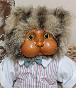 lot 209 image: Robert Raikes Sidney the Cat