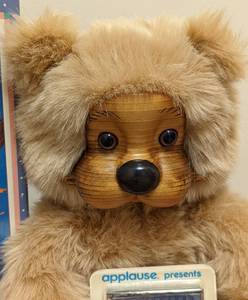 lot 215 image: Robert Raikes Kevi Bear