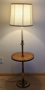 lot 143 image: Vintage Floor Lamp w Small Round Attached Table