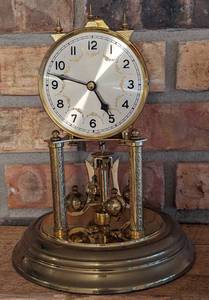 lot 358 image: Vintage German Mantle Clock