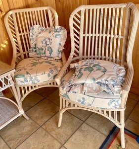 lot 389 image: Rattan Set of Four Chairs and Side Table