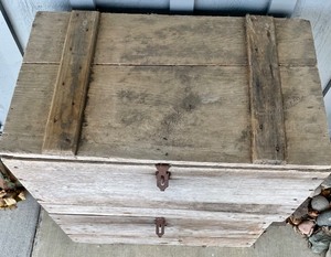 lot 393 image: Pair of Decorative Wooden Boxes from England.
