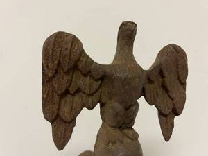 lot 436 image: Rusty Metal MCS Eagle Wall Mount Bell