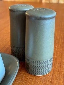 lot 268 image: Denby Stoneware Camelot Green Butter Dish & SaltPepper Set