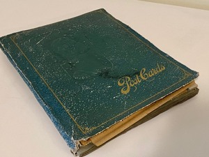 lot 380 image: Vintage Postcard Album w Postcards