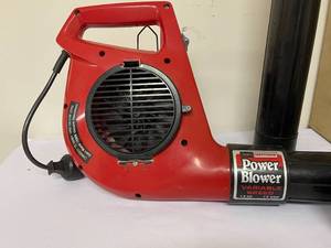 lot 480 image: Craftsman Variable Speed 1 HP Leaf Blower