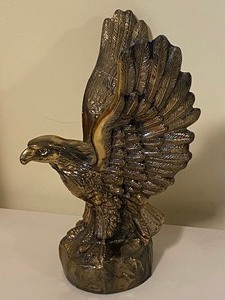lot 506 image: Vintage Metal Eagle Figurine