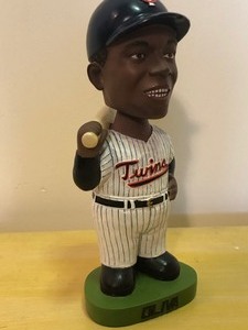lot 536 image: Minnesota Twins Tony Olivia Bobblehead