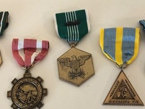 lot 550 image: (8) Military Award Medals