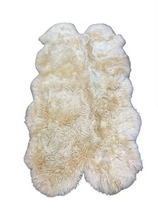 lot 76 image: Genuine Lambskin Rug