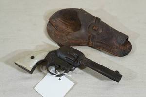 Vintage Kenton Toys Gene Autry Toy Die Cast Gun with Leather Holster
