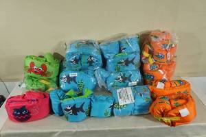 Body Glove Childrens Swim Vests