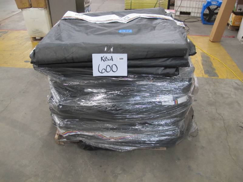 lot 600 image: Pallet of 39 Medium-Large PE Vinyl Billboard Tarps - B Grade with Channels - 400 lbs
