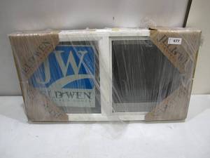 lot 677 image: Jeld Wen Builders Vinyl (V-2500) Sliding Window - 30 58 x 16 58