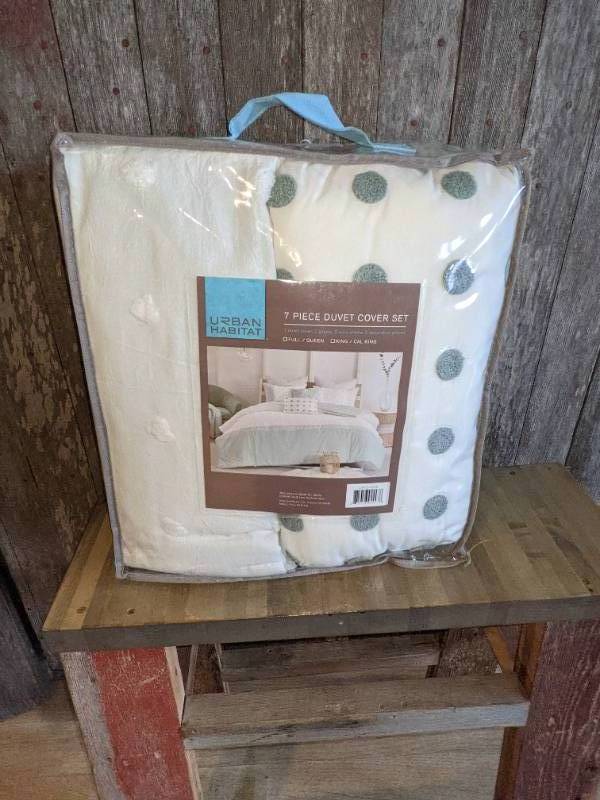 Urban Habitat Myla Cotton Aqua Ivory Comforter Set, King