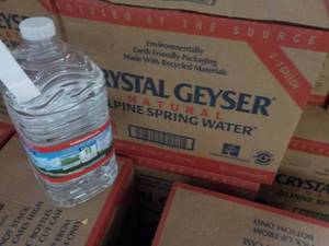 lot 378 image: 2 Cases 6 Gallons Each Crystal Geys...