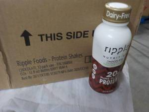 lot 399 image: Case of 12 Ripple 20g Protein Shake...